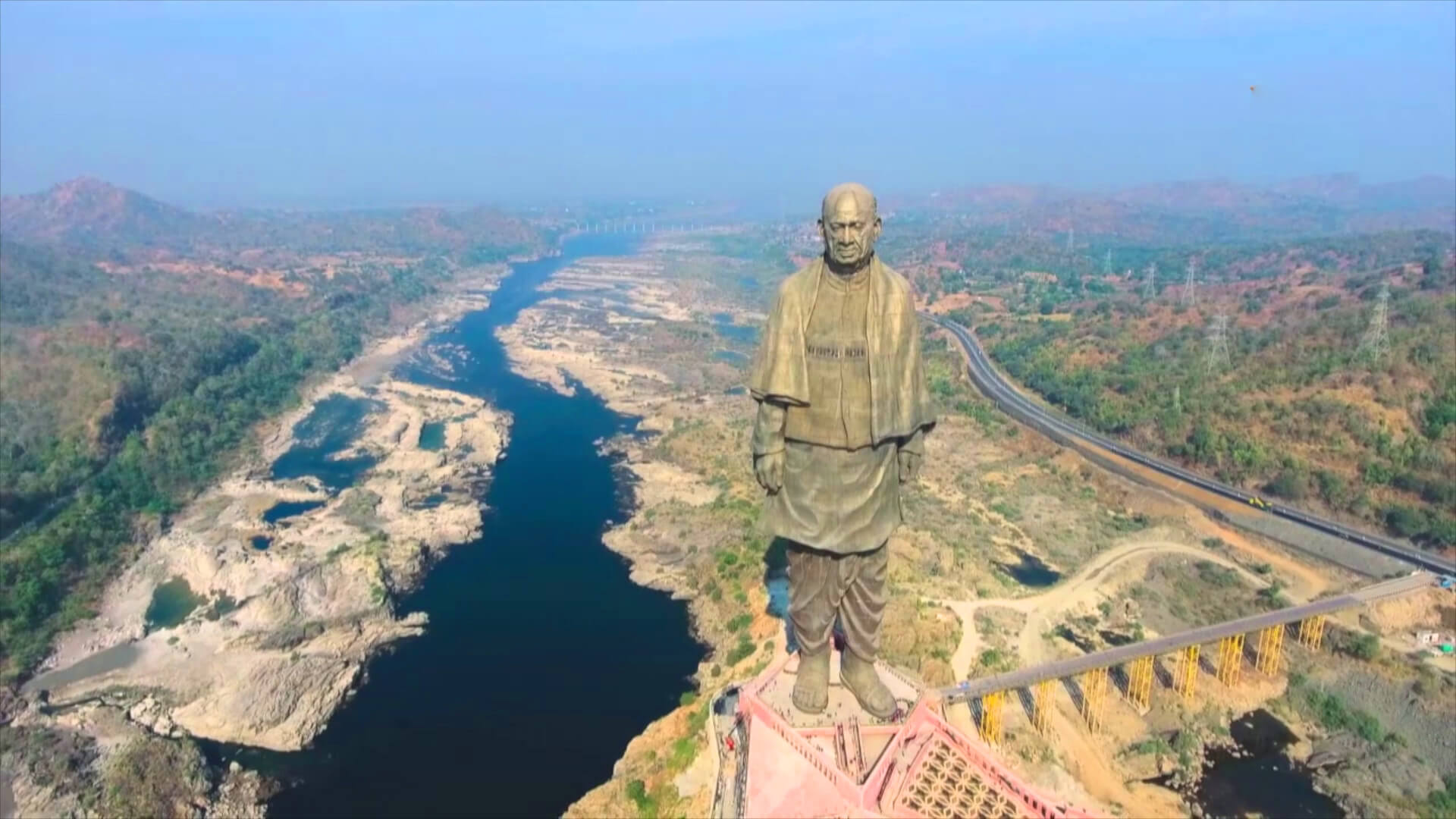 HISTORY TV18 OMG India s First The World s Tallest Statue